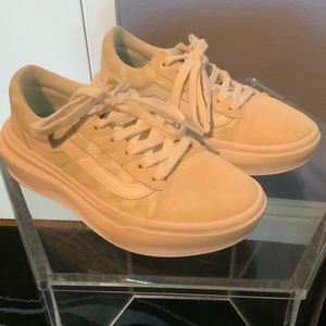 Vans ComfyCush Old Skool Overt Sneakers size 7